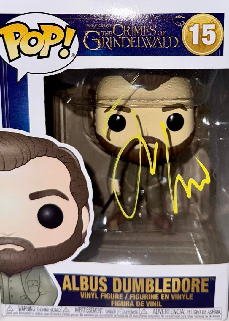 Jude Law Signed Funko Pop #15 "Albus Dumbledore" (Harry Potter) - Official Pix